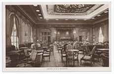 Majestic Lounge front